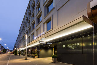 Status: Abklärung Rechte durch SI -Hotel Pullman Basel Europe ****